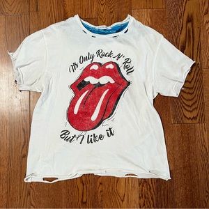 💥SOLD💥DAYDREAMER distressed t-shirt